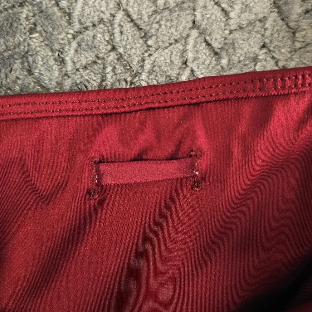 Avia Womens Burgundy Athletic Leggings With Pockets Size XS‎